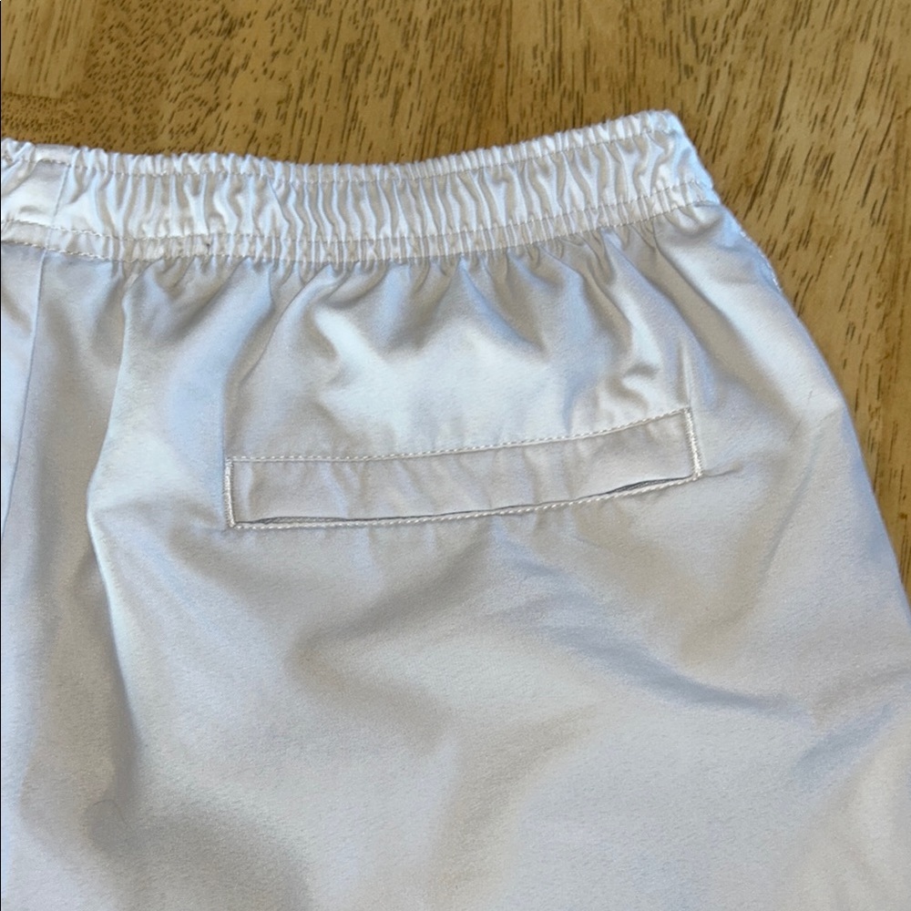 Nike Vintage Shorts - Picture 7 of 10
